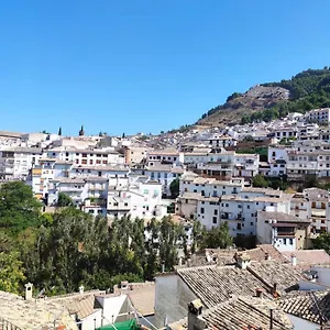 https://apartamentos-pena-del-castillo.es-andalucia.com